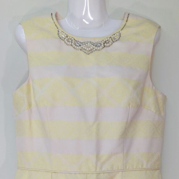 Maggy London Women Yellow Cocktail Dress Pleated Pearl Neck Size 12 - Picture 4 of 12